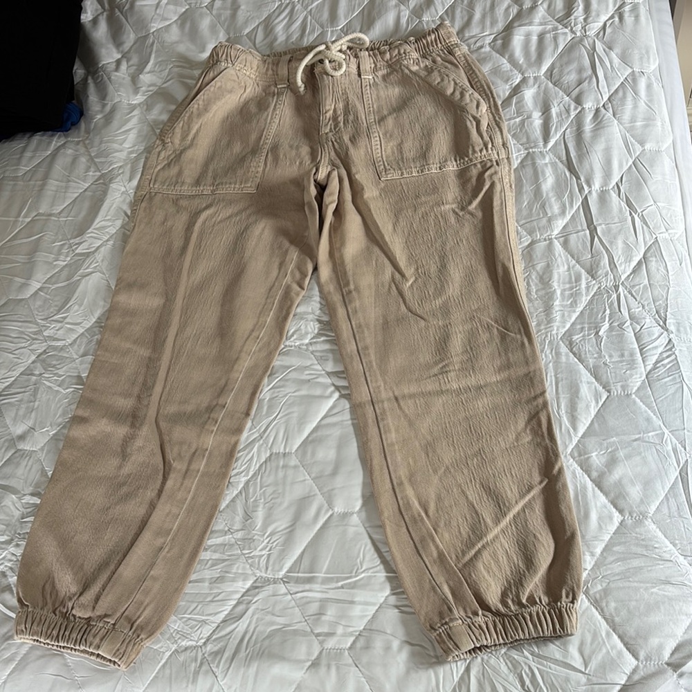 American Eagle Cargo Pants